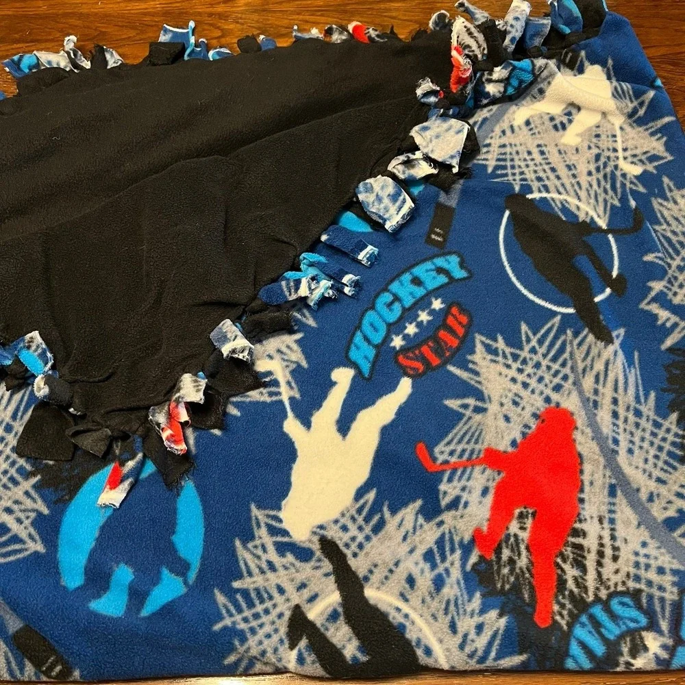 Hockey Star Fleece Tie Blanket Homemade (x-85)